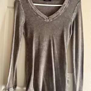 T Party Fashion Charcoal V-Neck Long Sleeve Top